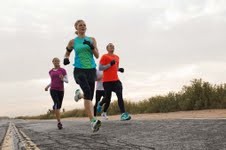 Nie daj się jesienno-zimowym szarugom i zadbaj o swoją formę równie sku jak latem! Podczas gdy Ty pracujesz nad poprawieniem kondycji, adidas to, by trening był maksymalnie efektywny i sprawny....