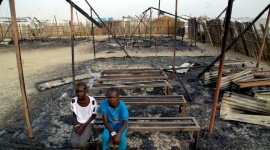 UNICEF: Każdego dnia 4 szkoły lub szpitale są atakowane bądź okupowane - Każdego dnia, średnio 4 szkoły lub szpitale są atakowane bądź okupowane przez siły i grupy zbrojne. Tuż przed rozpoczęciem Światowego Szczytu Humanitarnego UNICEF apeluje o ochronę szkół i szpitali.