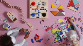 Znamy polskich finalistów konkursu rysunkowego IKEA „Zabawa to poważna sprawa” - Rozstrzygnięto polską edycję konkursu na projekt pluszaka marzeń organizowanego w ramach nowej kampanii społecznej IKEA „Zabawa to poważna sprawa”. Zgłoszono ponad 4000 prac, spośród których wybrano 20 najbardziej kreatywnych.