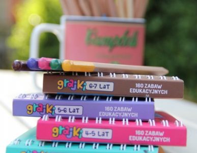 Nauka poprzez zabawę, czyli jak rodzice mogą wspierać swoje dzieci w rozwoju