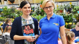 Antysmogowe Majsterkowo w krakowskich sklepach Castorama - W styczniu Castorama Polska przy współpracy z wydawnictwem ZNAK Emotikon rozpoczęła cykl zajęć edukacyjnych dla dzieci na temat smogu. Problem został przedstawiony najmłodszym w przystępny sposób dzięki scenariuszom, które opracowane zostały wraz z Polskim Alarmem Smogowym.