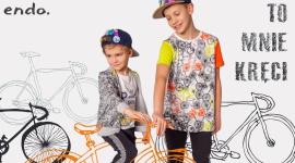 Jedziemy na wycieczkę z Endo! - Majówka to czas, który chętnie spędzamy w gronie rodziny i przyjaciół. Piękna pogoda sprzyja piknikom, wycieczkom do lasu, parku czy nad rzekę. Jak prezentować się stylowo, a zarazem nie rezygnować ze wspinaczki na drzewa i gry w piłkę? Z pomocą przychodzi nowa kolekcja Endo.