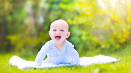 Jak zadbać o dobre samopoczucie malucha? - Mamo, dowiedz się, co możesz zrobić, aby maluch był pogodny i harmonijnie się rozwijał!