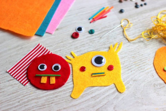 Warsztaty " Szyjemy breloki z filcu", empik Posnania, 30.06