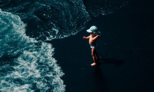 BEZPIECZNY ODPOCZYNEK Z DZIEĆMI NAD WODĄ