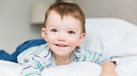 Czym się kierować przy wyborze produktów dla najmłodszych? - W żywieniu niemowląt i małych dzieci kluczowa jest zarówno prawidłowo zbilansowana pod kątem składników odżywczych dieta, jak również odpowiednia jakość wybieranych produktów.