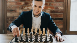 TRZY SPOSOBY NA SPĘDZENIE DNIA DZIECKA W CZASACH KORONAWIRUSA - Lada dzień ulubione święto wszystkich dzieci, tych młodszych i tych starszych, czyli Dzień Dziecka. Jak jednak spędzić go w czasach koronawirusa, gdy wszystkie kina, teatry i baseny jeszcze są pozamykane?