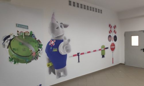 Rogatek w nowych salach lekcyjnych – efekt Akcji Mural