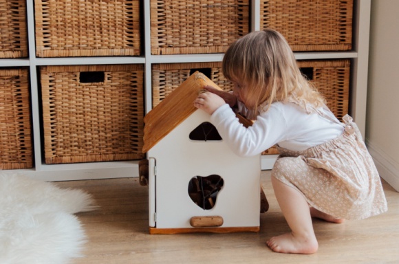 NOWOŚĆ! Wspieraj malucha w nauce gryzienia z pysznymi chrupeczkami BoboVita Bio - Chrupeczki BoboVita Bio w zabawnych kształtach dopasowanych do małej rączki to dla dziecka wsparcie w nauce gryzienia. Odkryj gotowe do schrupania propozycje, które maluch może samodzielnie chwycić i zajadać, gdzie tylko zechce!