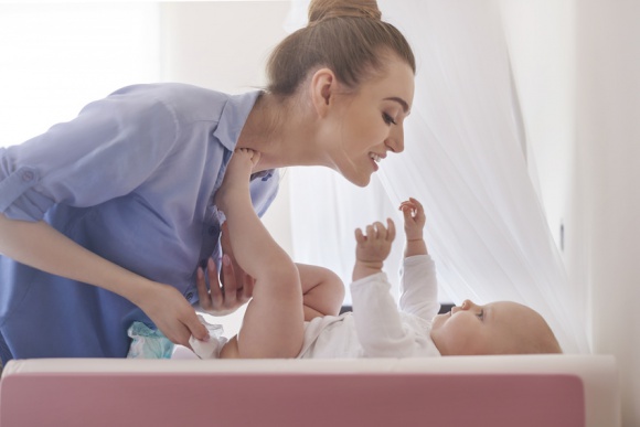 Niezbędnik dla mam karmiących piersią i butelką