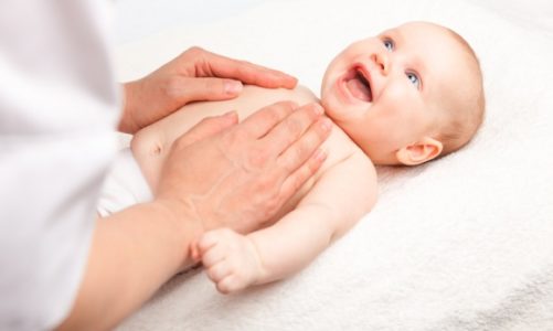 Jak ukoić dolegliwości trawienne u niemowlęcia?